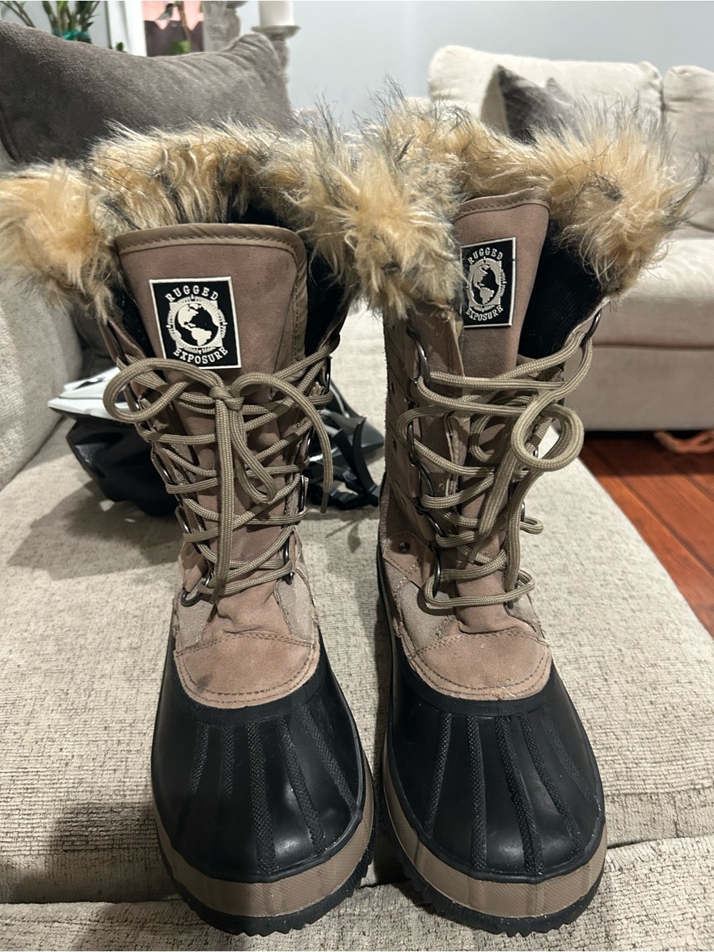 Rugged Exposure Women's Tan and Black Faux Fur Winter Boot